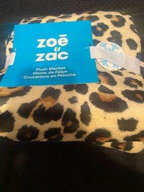 zoe & zac Plush Leopard Print Blanket - Tan & Black 50x70” nwt